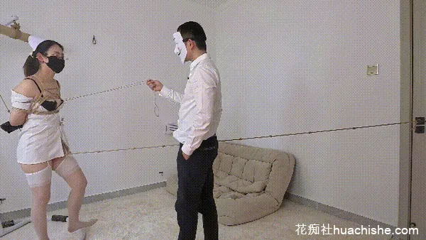 Raymond 夫妻私密制服调教户外露出预览图01