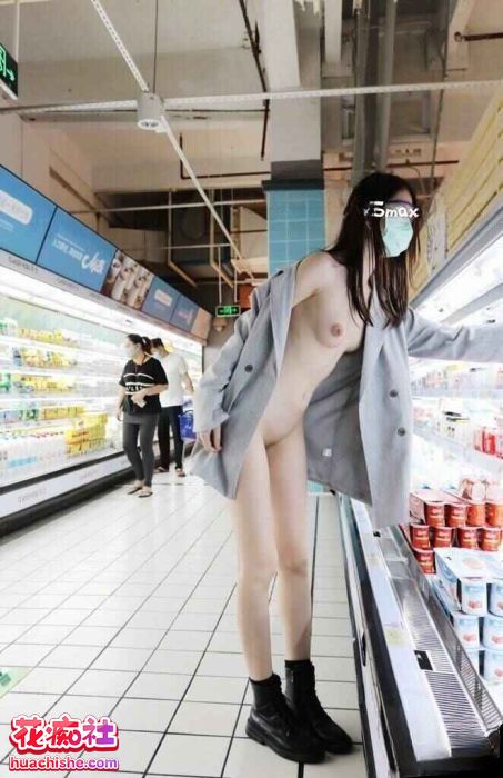 Smaxskin 各种人前露出3P啪啪预览图11